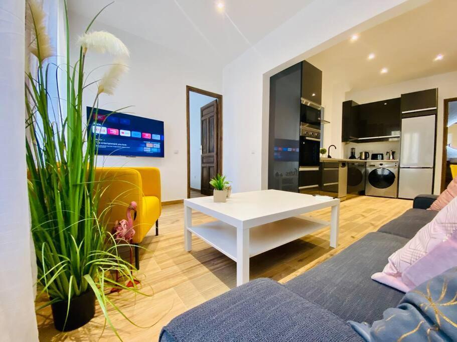 Style & Design Flat In The Center Of Madrid Apartment Екстериор снимка