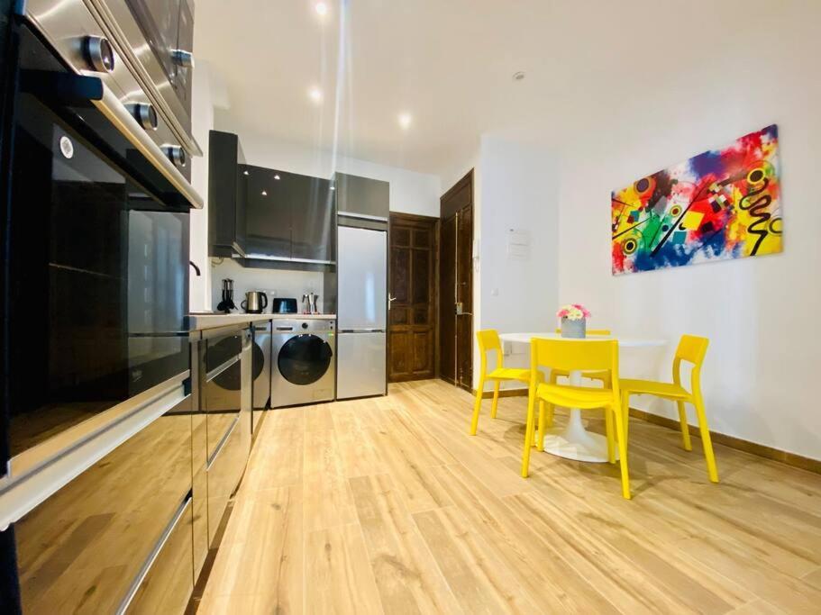 Style & Design Flat In The Center Of Madrid Apartment Екстериор снимка