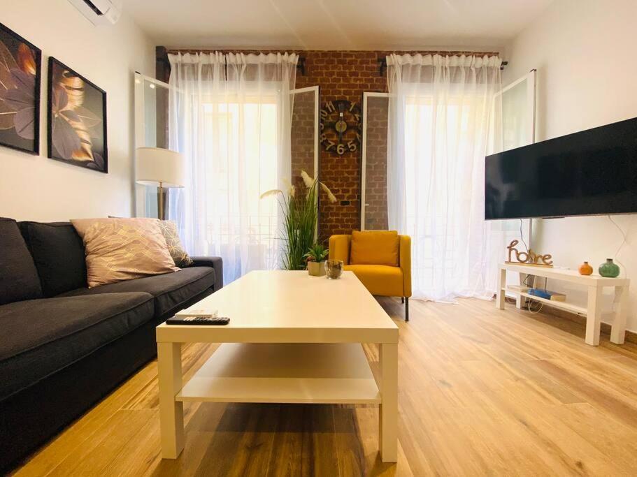 Style & Design Flat In The Center Of Madrid Apartment Екстериор снимка