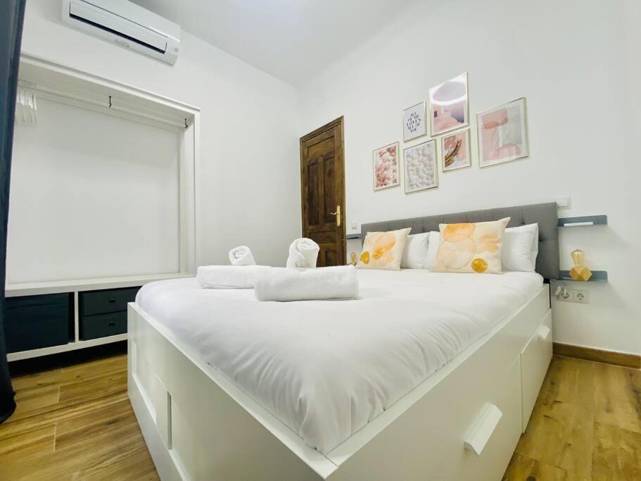 Style & Design Flat In The Center Of Madrid Apartment Екстериор снимка